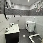 Panorama Apartment *
